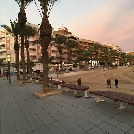 Fabuloso Estudo Par 3 Pesonas A 200m De La Playa Torrevieja